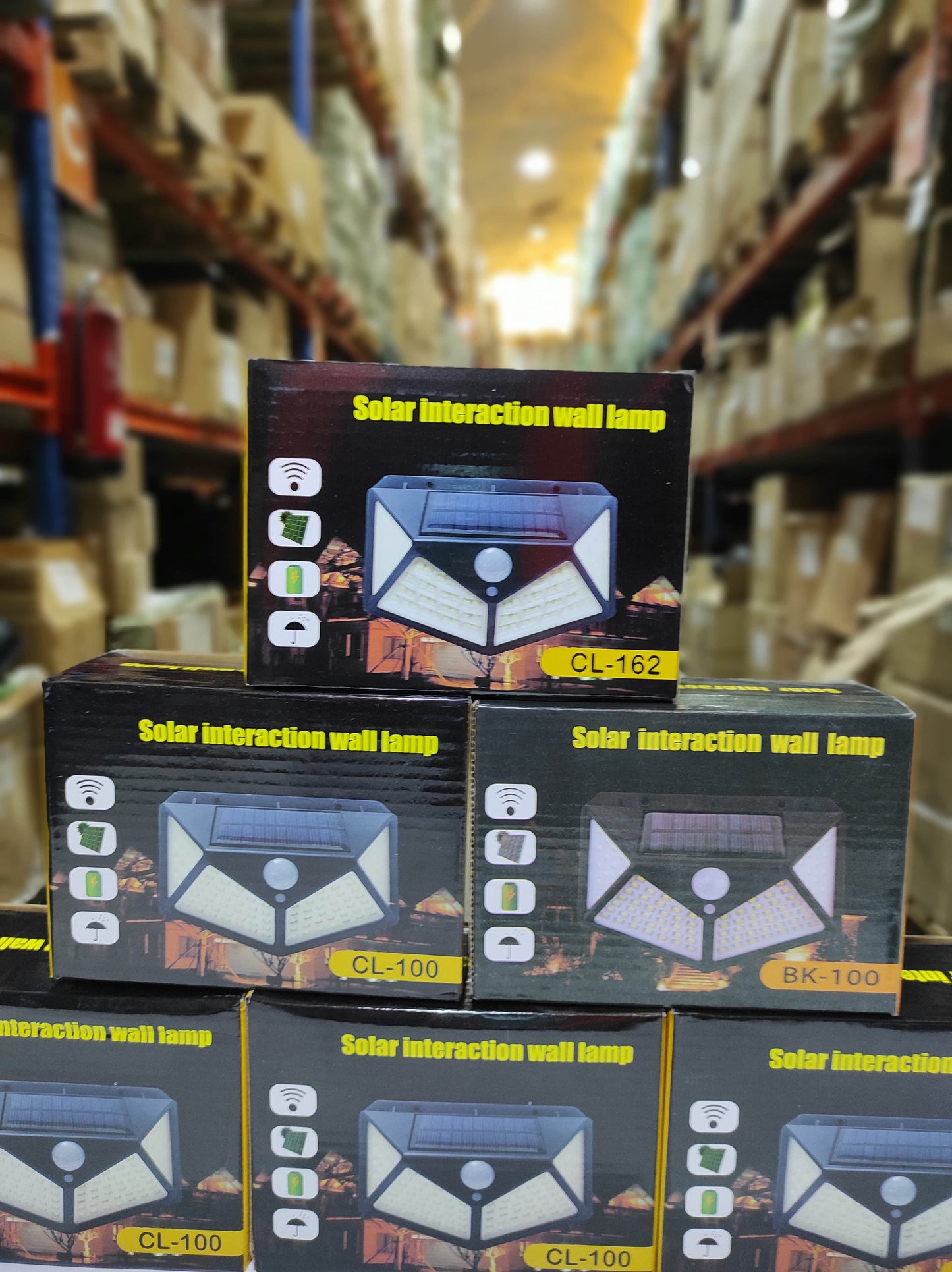 Aplique luz solar con sensor 100 LED