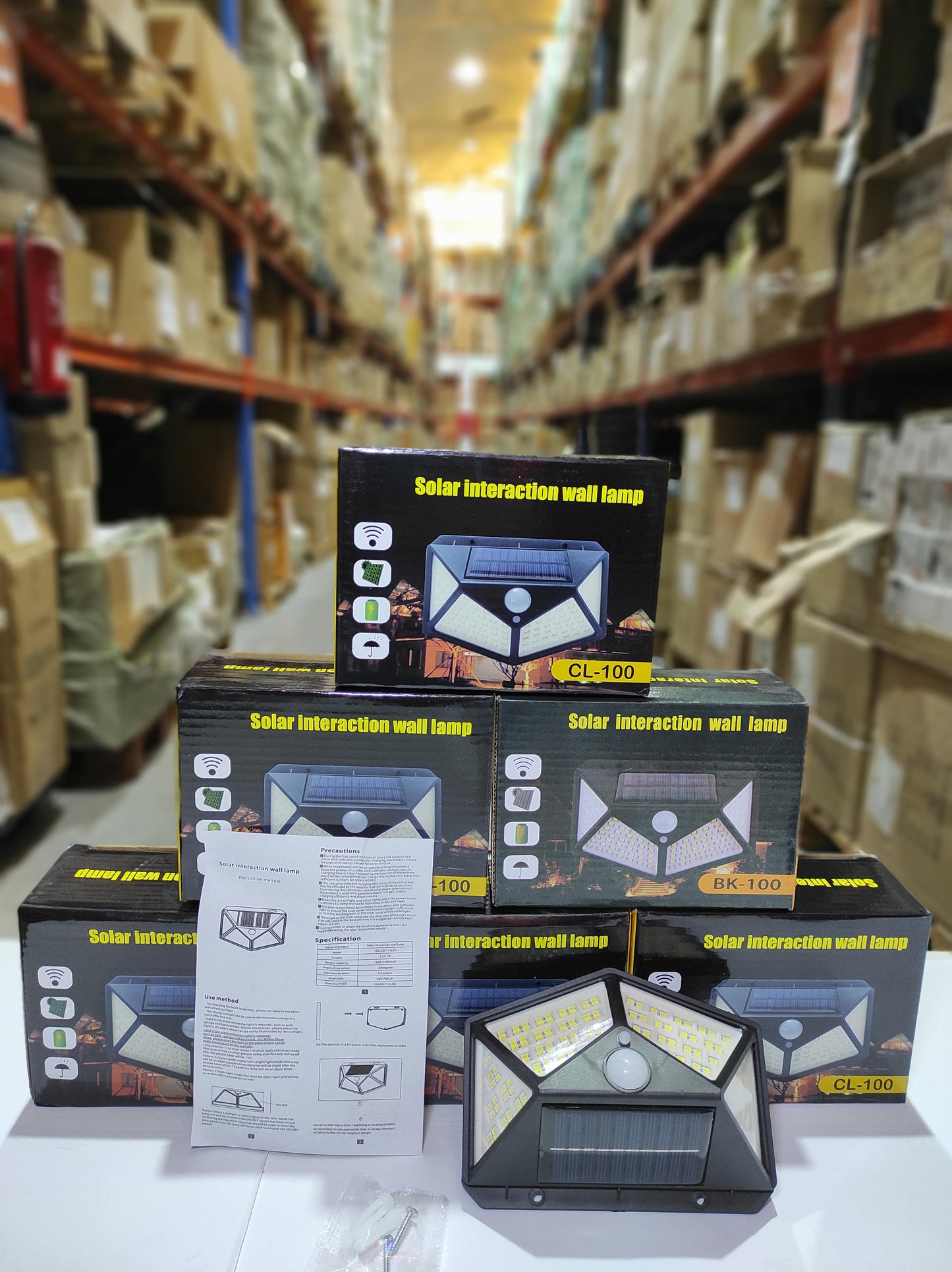 Aplique luz solar con sensor 100 LED